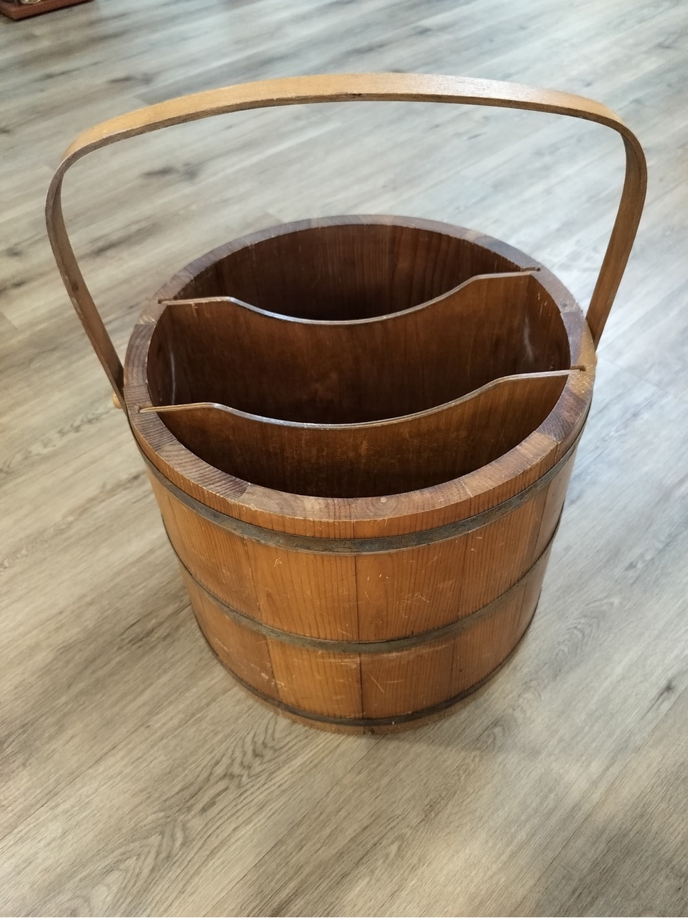 Vintage Basketville Putney VT Divided Wood Firkin Bucket Magazine Holder Shaker